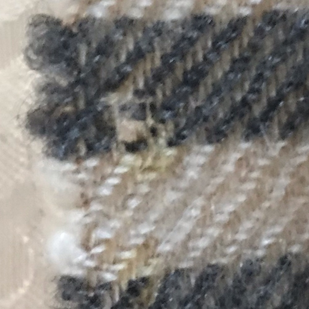 Burberry Cashmere Scarf - Picture 5 of 7